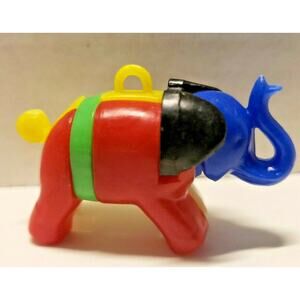 Vintage 1960s Plastic Keychain Puzzle Vending Charm Gumball Machine Elephant NOS